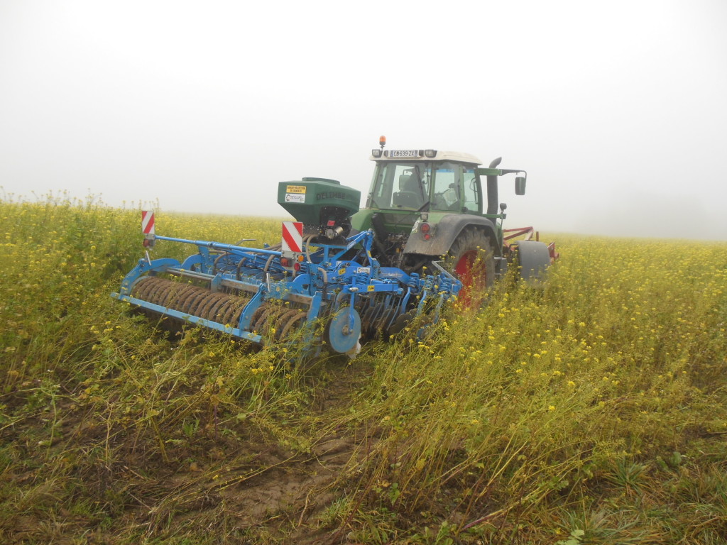 Expérimentation d’un déchaumeur – journée technique d’échanges entre agriculteurs